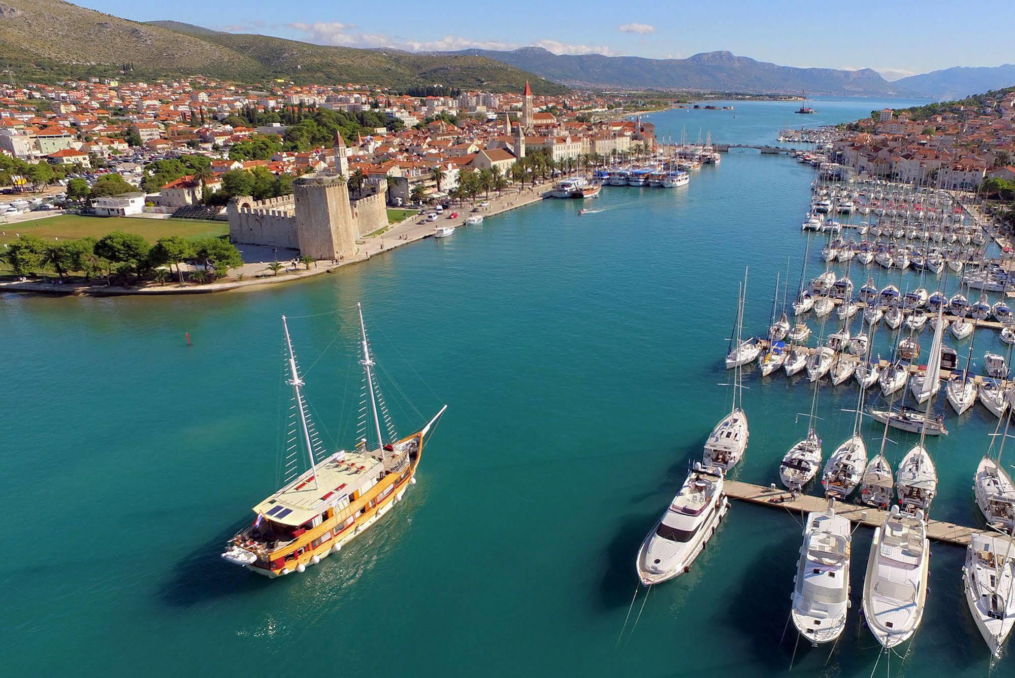 Villa Ivanka Trogir Exterior photo